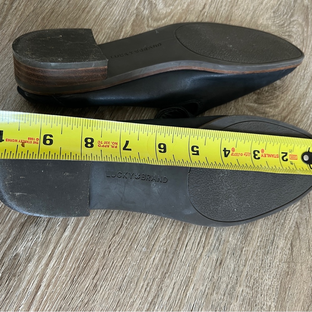 Lucky Brand Cahill Crashback Flats size 8. Black - Picture 8 of 11